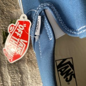 Vans shoes new.